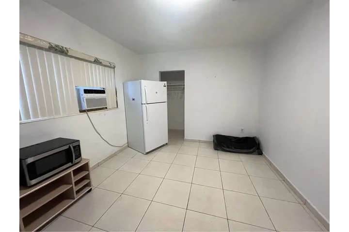 $1000 : HABITACION PARA UNA PERSONA image 3