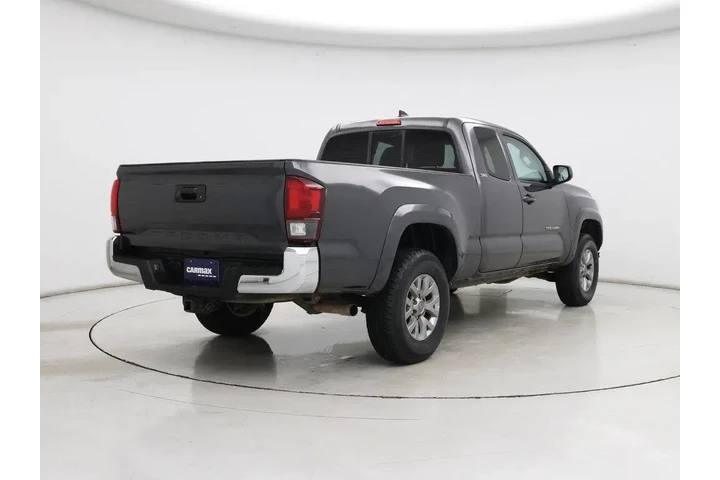 $29998 : Toyota Tacoma 2018 4x4 TRD O image 8