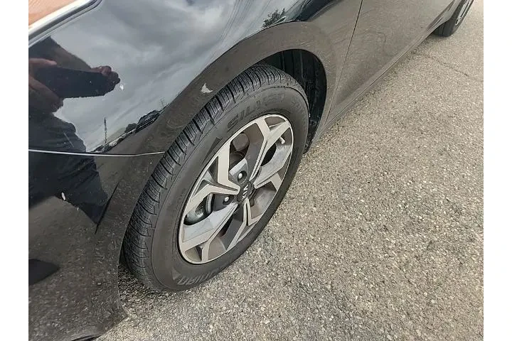 $14991 : Kia Forte 2021 FE 4dr Sedan image 7