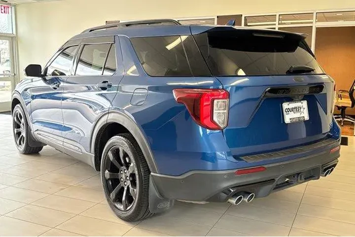 $29677 : Ford Explorer 2020 AWD ST 4d image 6