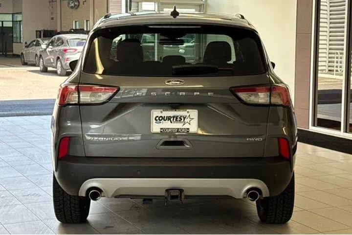$26510 : Ford Escape 2022 AWD Titaniu image 5