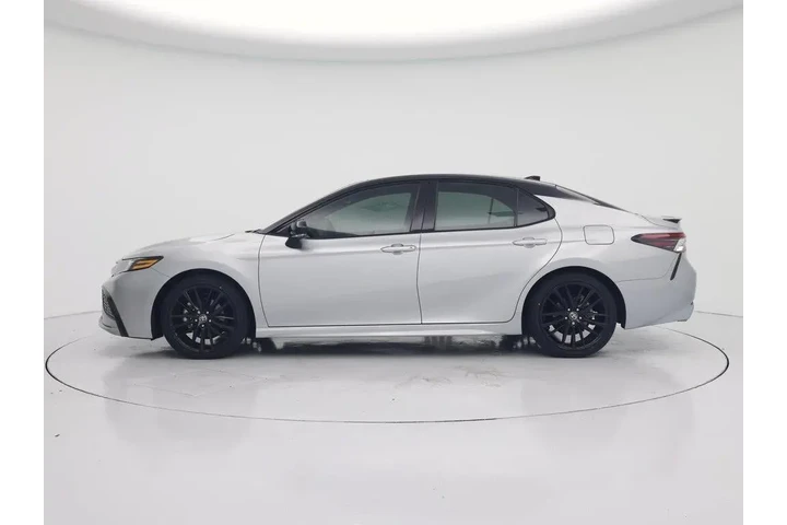 $32998 : Toyota Camry 2022 AWD XSE 4d image 3