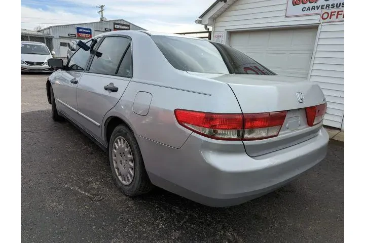 $4400 : Honda Accord 2003 DX 4dr Sed image 2
