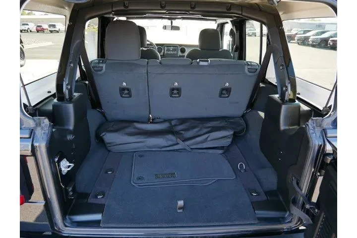 $30987 : Jeep Wrangler 2023 4x4 Sport image 10