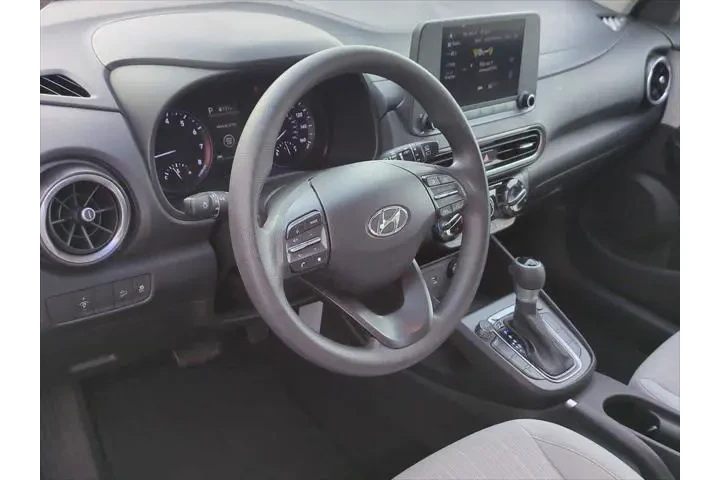 $18928 : Hyundai KONA 2023 AWD SEL 4d image 2