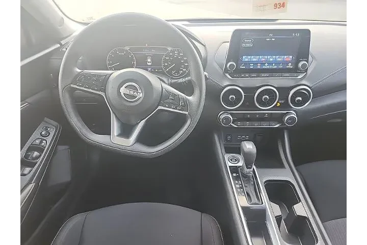 $20496 : Nissan Sentra 2025 SV 4dr Se image 6