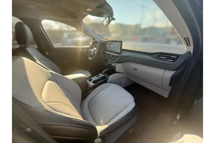 $36988 : Ford Escape 2025 AWD Platinu image 8