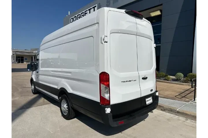$39899 : Ford Transit 2023 AWD 250 3d image 7