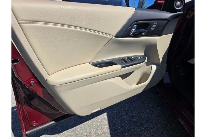 $11275 : Honda Accord Hybrid 2014 Tou image 8