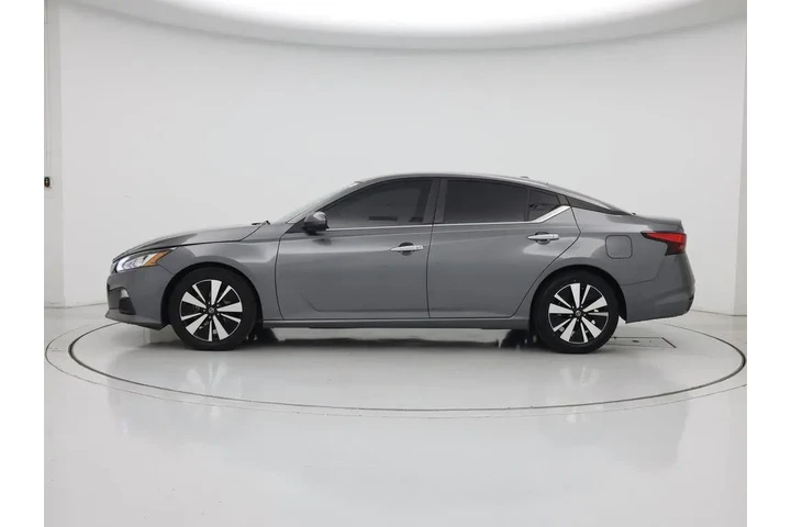 $17998 : Nissan Altima 2022 2.5 SV 4d image 3