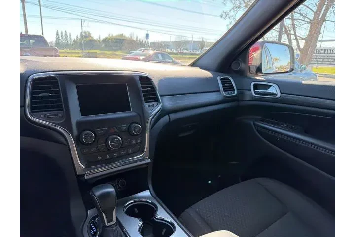 $17900 : Jeep Grand Cherokee 2020 4x2 image 8