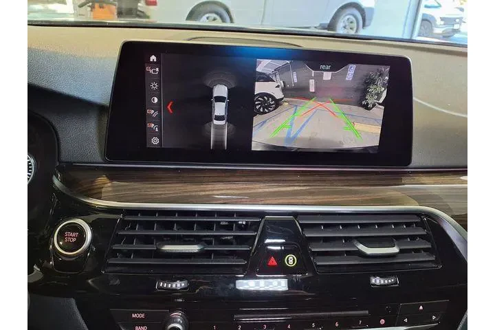 $16998 : BMW 5 Series 2019 530e iPerf image 7