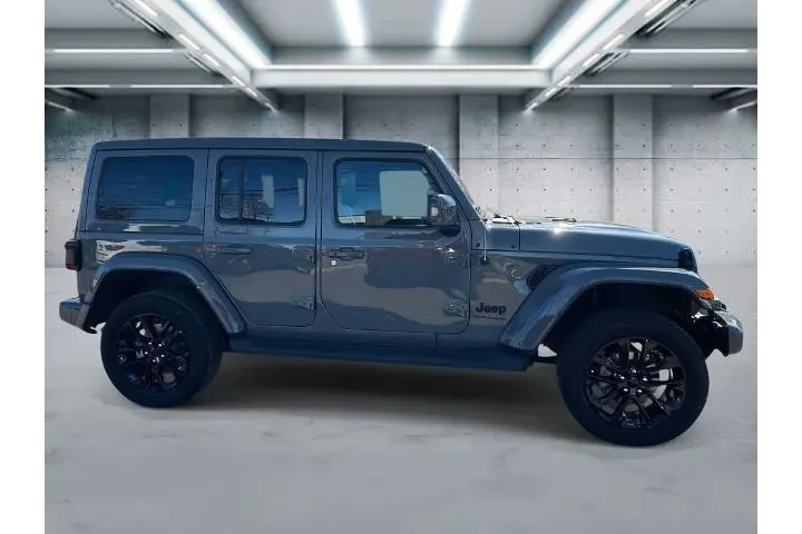 $33918 : Jeep Wrangler 2023 4x4 Sahar image 3