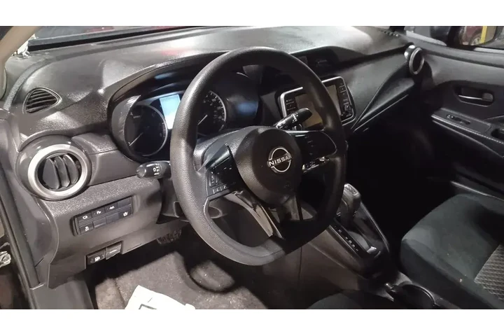 $16783 : Nissan Versa 2024 S 4dr Seda image 4