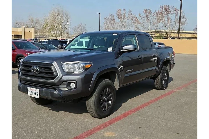 $31998 : Toyota Tacoma 2022 4x2 SR5 V image 3