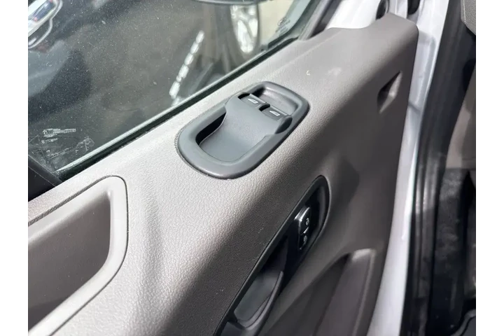 $34500 : Ford Transit 2023 250 3dr LW image 9