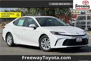 Camry LE