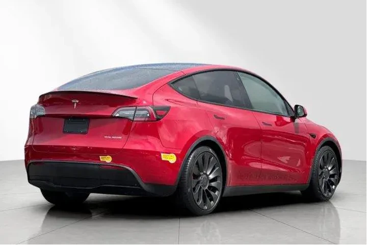$29756 : Tesla Model Y 2020 AWD Long image 4
