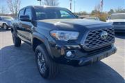 PRE-OWNED 2021 TOYOTA TACOMA en Madison WV