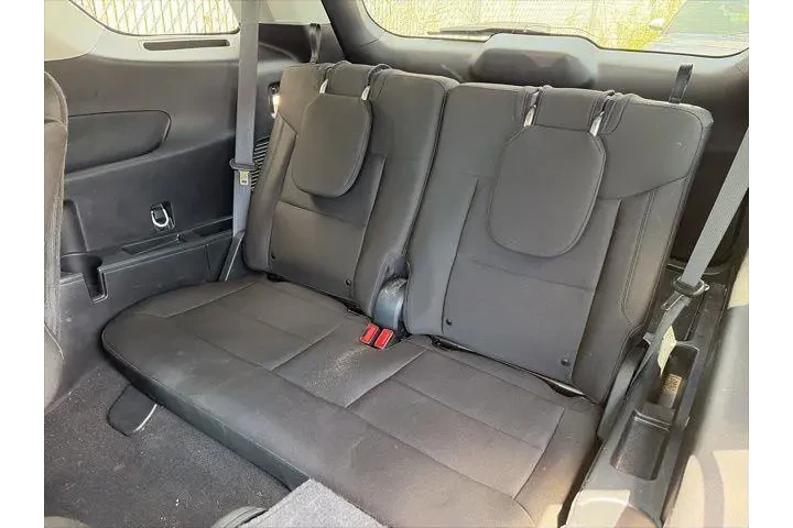 $29400 : Ford Explorer 2023 XLT 4dr S image 10