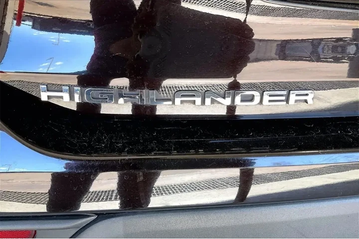 $30691 : Toyota Highlander 2022 AWD X image 9