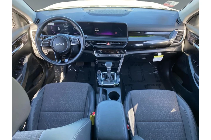 $31062 : Kia Seltos 2025 S 4dr SUV image 10