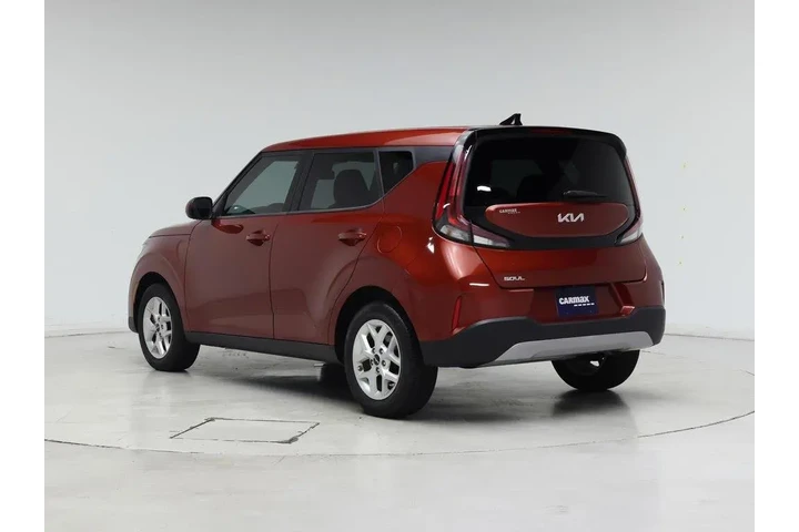 $18998 : Kia Soul 2024 LX 4dr Crossov image 2