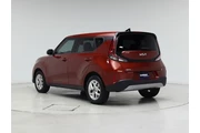 $18998 : Kia Soul 2024 LX 4dr Crossov thumbnail