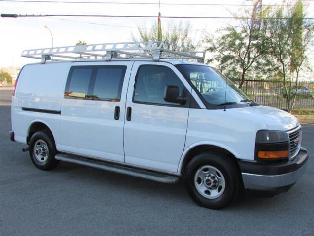 $11995 : 2018 GMC Savana 2500 image 3