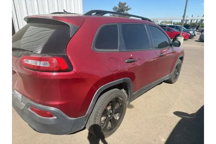 $9500 : Jeep Cherokee 2017 Sport 4dr image 4