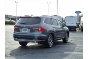 $31995 : Honda Pilot 2022 AWD Touring thumbnail