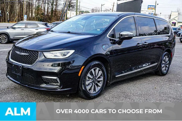 $26920 : Chrysler Pacifica Plug-In Hy image 2