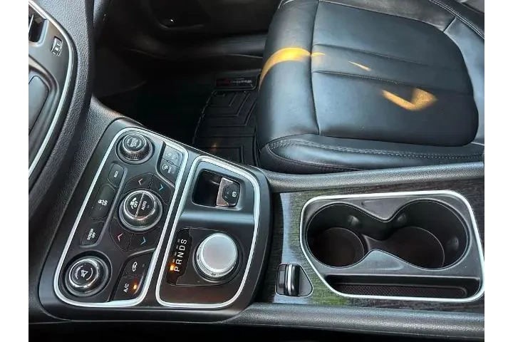 $14925 : Chrysler 200 2015 AWD C 4dr image 10