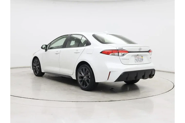 $23998 : Toyota Corolla 2024 SE 4dr S image 2