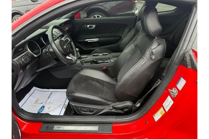 $24500 : Ford Mustang 2021 EcoBoost P image 10