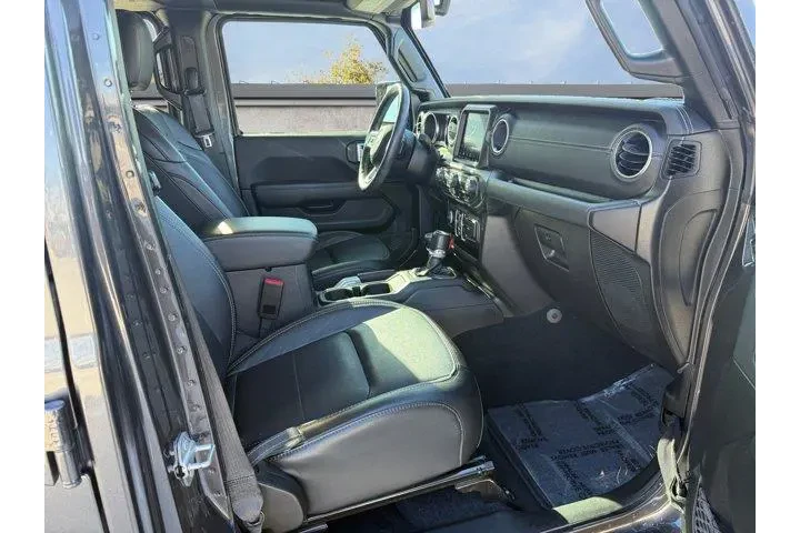 $28920 : Jeep Wrangler Unlimited 2021 image 9