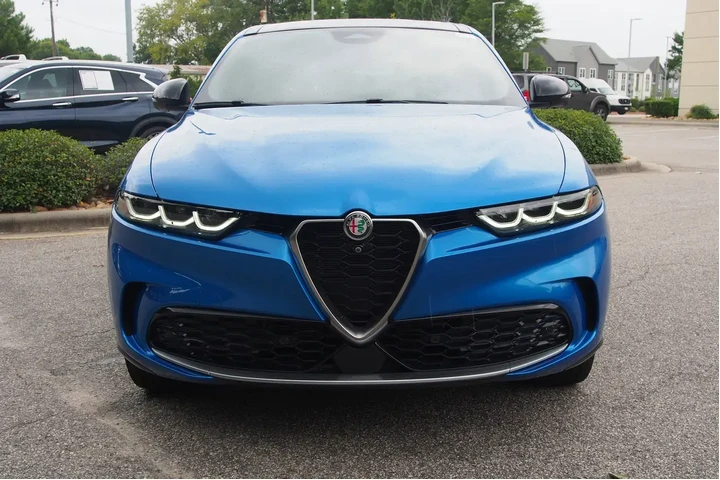 $30118 : Alfa Romeo Tonale Hybrid 202 image 3