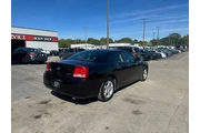 2010 Charger 4dr Sdn SXT RWD thumbnail