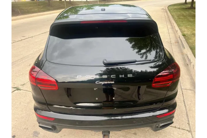 $15997 : 2016 Cayenne image 6