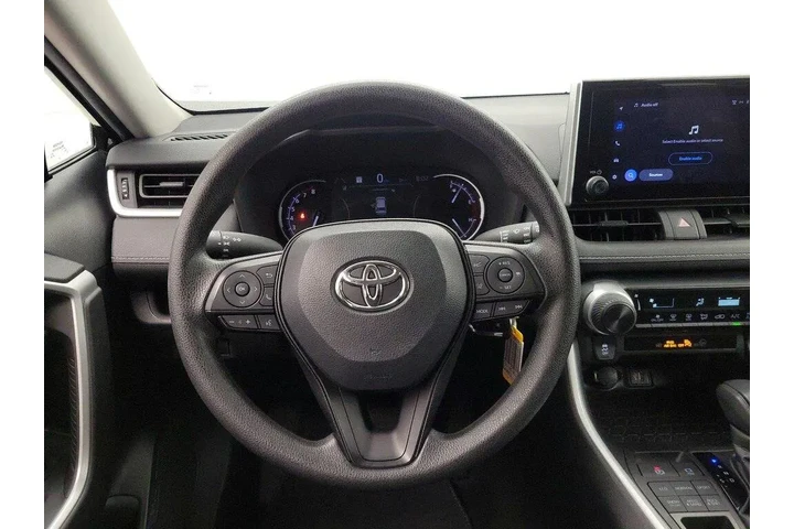 $26998 : Toyota RAV4 2024 AWD LE 4dr image 10