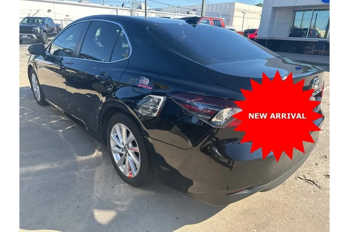 $24491 : Toyota Camry 2023 LE 4dr Sed image 4