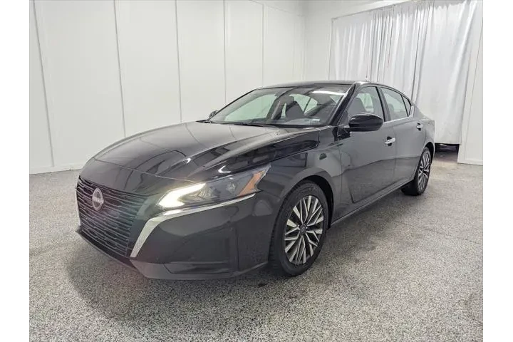 $23691 : Nissan Altima 2024 2.5 SV 4d image 5