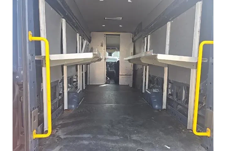 $29063 : Ford Transit 2020 250 3dr LW image 5