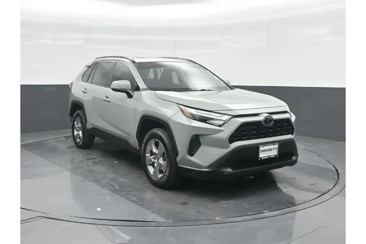$24991 : Toyota RAV4 2022 XLE 4dr SUV image 8