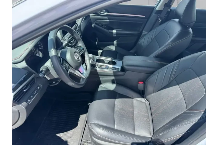 $25991 : Nissan Altima 2024 2.0 SR 4d image 7