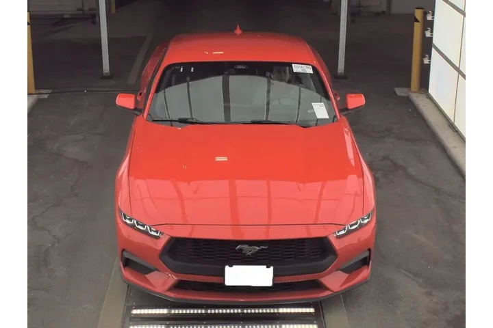 $24990 : Ford Mustang 2024 EcoBoost 2 image 2
