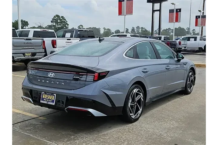 $32265 : Hyundai SONATA 2024 SEL 4dr image 5