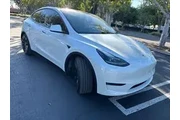 $32950 : Tesla Model Y 2022 AWD Perfo thumbnail