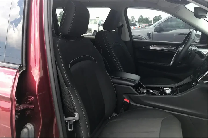 $22989 : Jeep Grand Cherokee L 2021 4 image 8