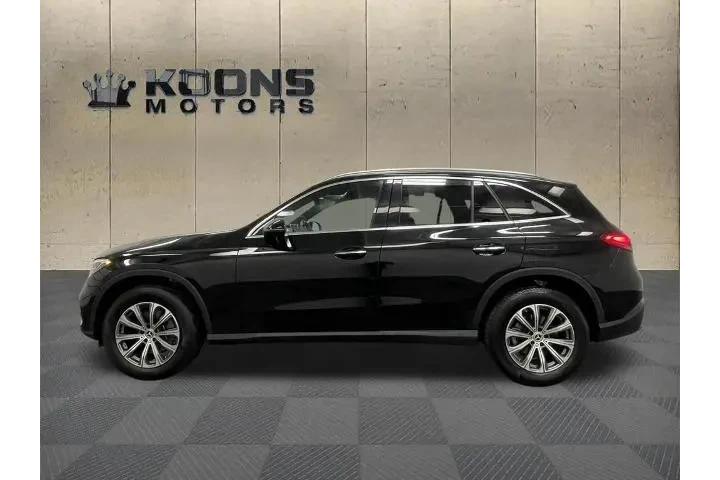 $36500 : Mercedes-Benz GLC 2024 AWD G image 4